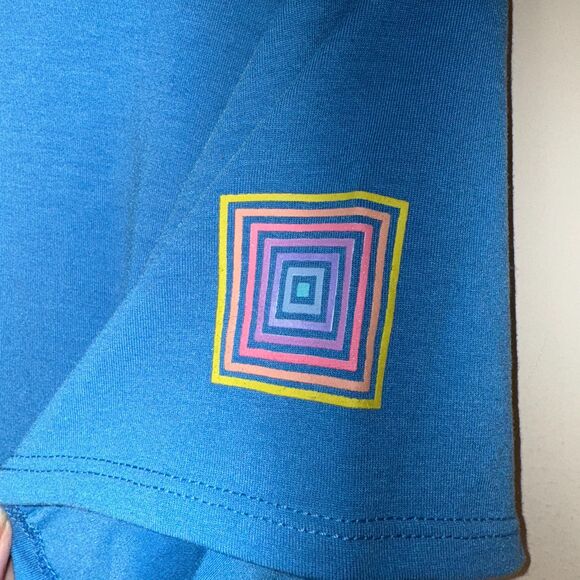 LuLaRoe Classic T Shirt Women Large Blue Relax Flowy Loose Oversize Short Sleeve - Picture 4 of 6